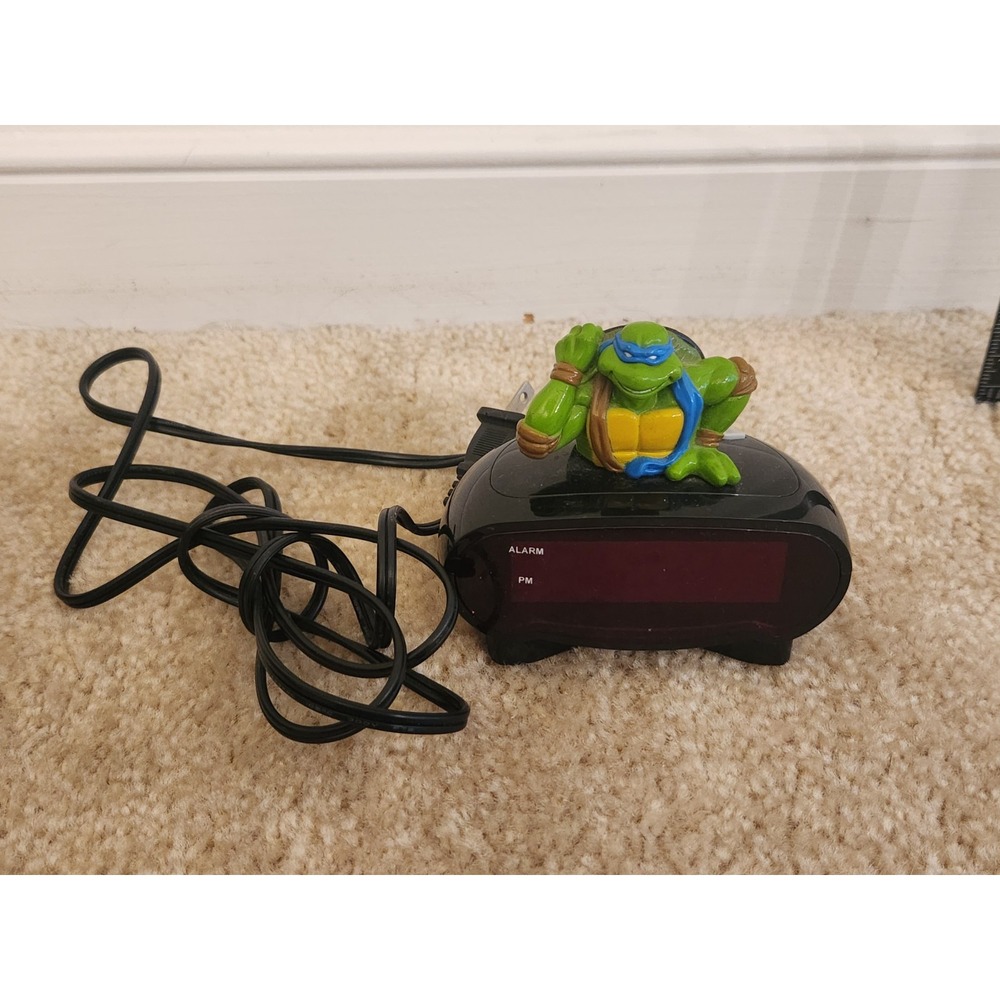 Teenage Mutant Ninja Turtles 2004 Digital Alarm Clock Leonardo TMNT Vintage